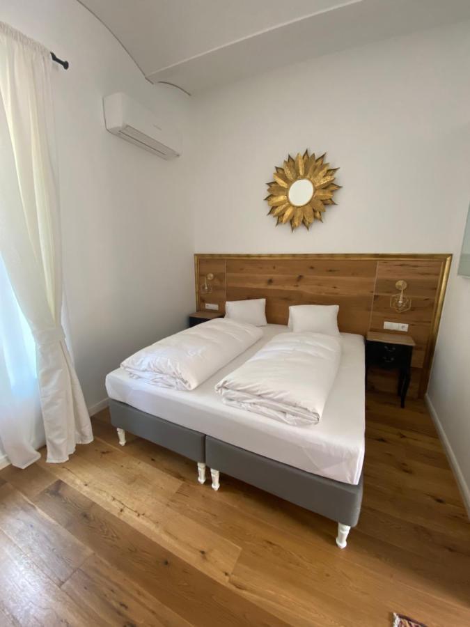 Georgi Schloss - Boutique Hotel Ehrenhausen Eksteriør billede