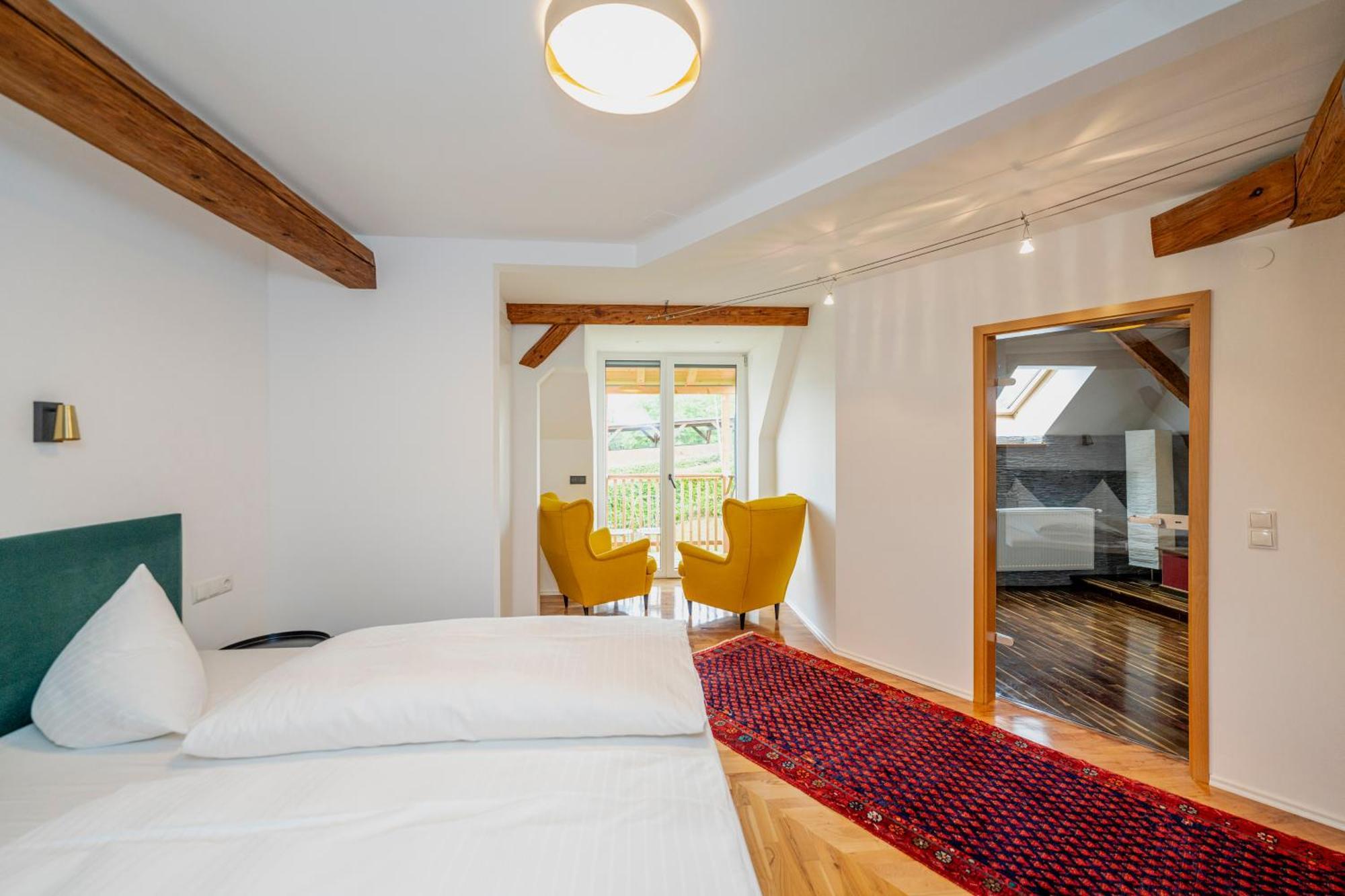 Georgi Schloss - Boutique Hotel Ehrenhausen Eksteriør billede