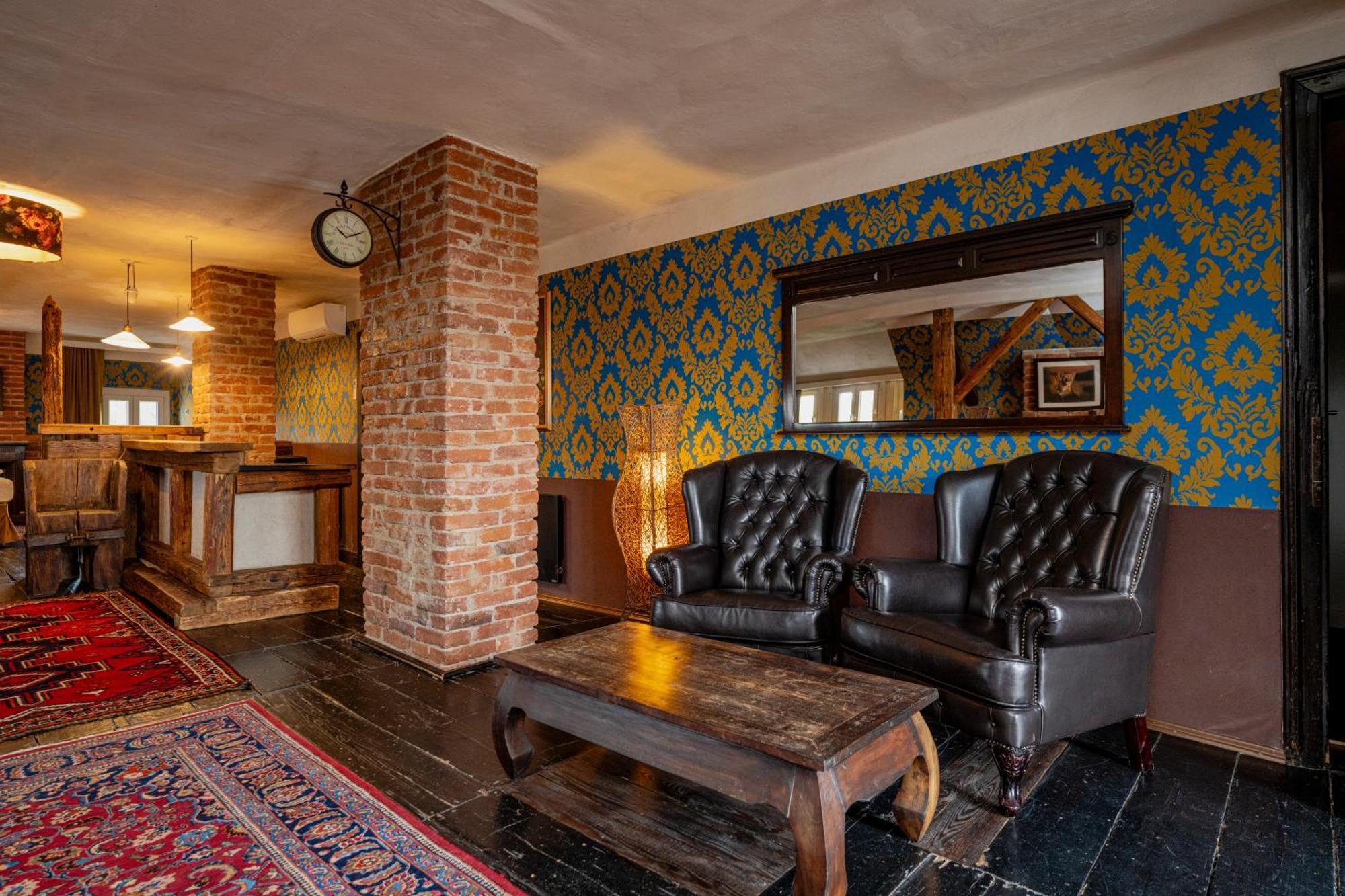 Georgi Schloss - Boutique Hotel Ehrenhausen Eksteriør billede